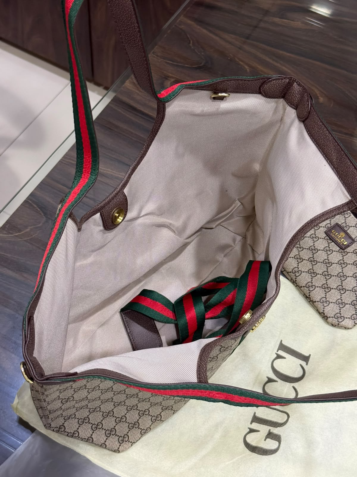 Guc_i Ophidia GG Large Tote Bag with Matching Pouch – Beige & Ebony