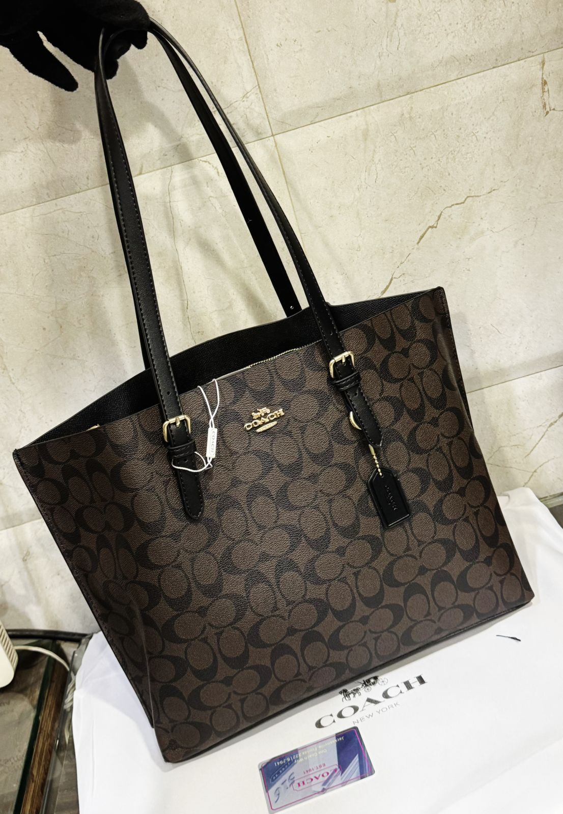 Coa_h Signature Canvas Gallery Tote – Dark Brown & Black